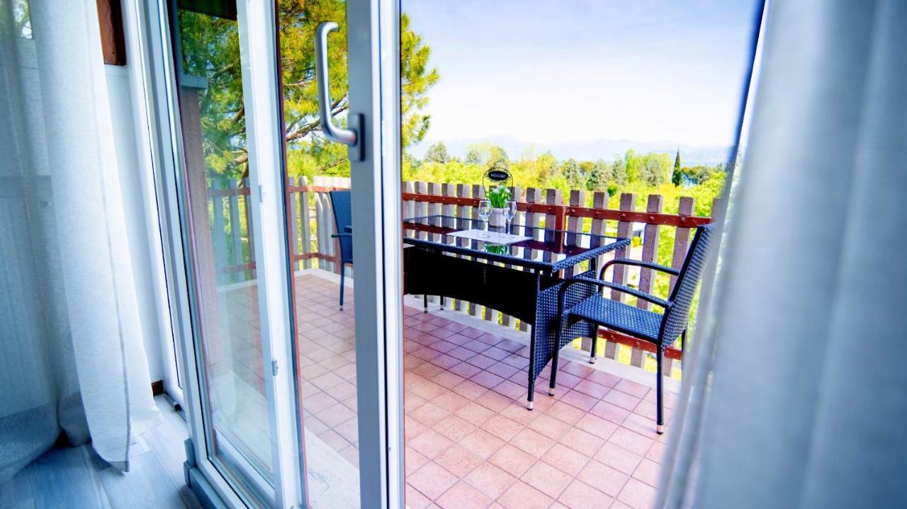 Lakeview Apartment